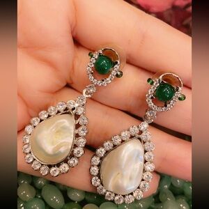 Sterling silver 925 real pearls 
Lab created emerald beads